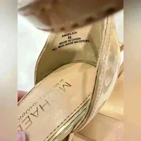 Jordyn BEIGE Patent Leather Platform Sandal | Michael Kors (Size 8.5) - Picture 7 of 9